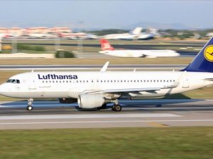 Lufthansa'da kabin personeli 2 günlük greve gidiyor