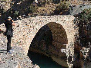 Göksu'nun Toroslardaki gerdanlığı: Salavat ve Cırlavık köprüleri