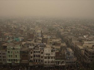 Yeni Delhi'de hava kirliliği yeniden tehlikeli düzeyde