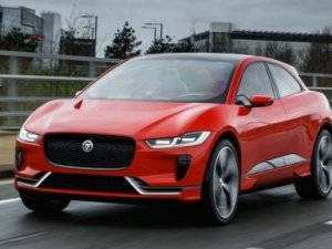 Yüzde 100 elektrikli Jaguar I-Pace ‘Altın Direksiyon’ ödülünü kazandı