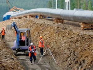 Rusya'dan Çin'e doğal gaz aktarımı başladı