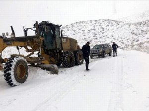 Doğu'daki 4 ilde 527 yerleşim birimine ulaşım sağlanamıyor