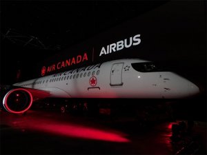 Air Canada yeni A220-300'ü tanıttı