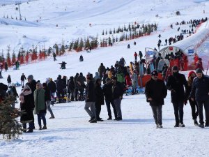 Yıldız Dağı'nda sömestir tatili yoğunluğu yaşanıyor