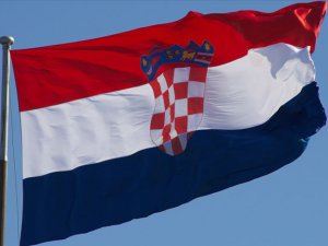 Hırvatistan'da askeri helikopter düştü
