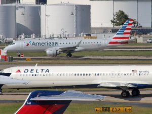Delta ve American Airlines, Çin uçuşlarını durdurdu
