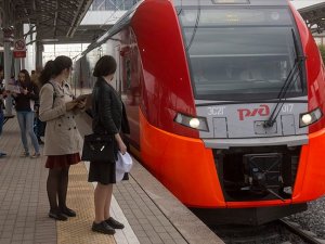 Rusya koronavirüs salgını nedeniyle Çin'le yolcu demir yolu ulaşımını durdurdu