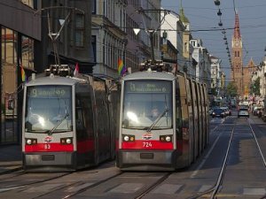 Avusturya'da ücretsiz konser biletiyle toplu taşıma kullanımı teşvik ediliyor