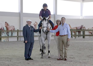 Yıldırım, Konvoy Country Club'ı ziyaret etti