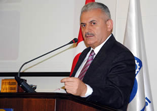 Yıldırım: İzmir Limanı için ihaleye çıkılacak
