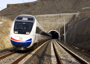 ATSO, hızlı tren için 100 bin imza topladı