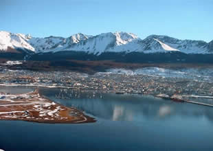 Okyanusları buluşturan Ushuaia kenti