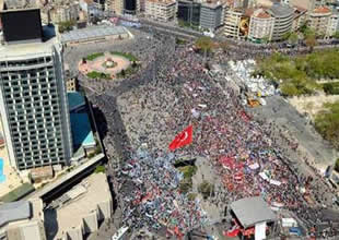 Taksim'e çıkan yollar trafiğe kapatıldı