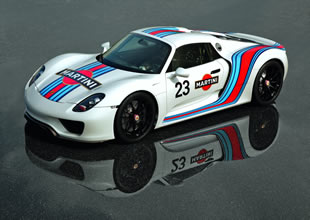 Porsche ve Martini yeniden bir arada!