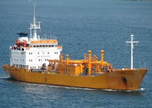 Hacizli LPG gemisi Körfezde tehlike saçıyor
