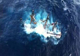 Kasırga Karayip Korsanları gemisini batırdı