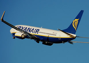 Ryanair'den Boeing'e 100 'uçak' siparişi