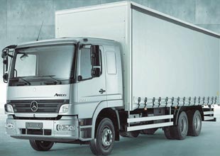 Mercedes'ten 3 akslı hafif kamyon Atego