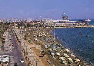 Mısırlı işadamları Larnaka Limanı'na talip