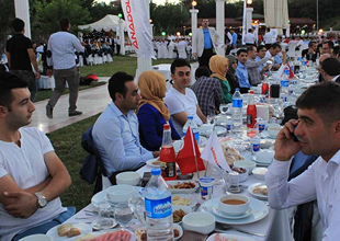AnadoluJet, Elazığ'da iftar yemeği verdi