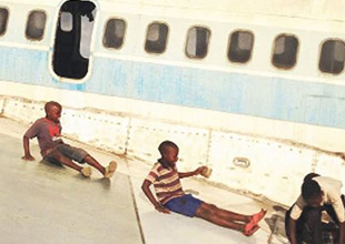 'Kongo Havalimanı' çocuk parkı oldu