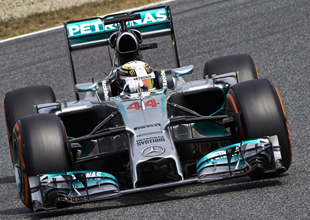 Mercedes AMG Petronas galibiyet istiyor