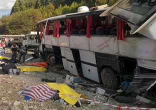 Antalya-Isparta karayolunda kaza: 13 ölü