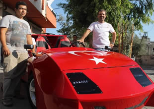 Mersin'de bir vatandaş yerli otomobil yaptı