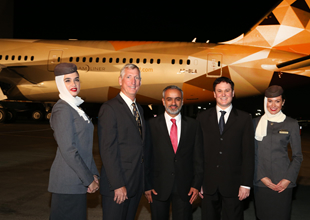 ETIHAD'ın ilk boeıng 787-9 uçağı