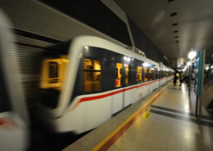 İzmir metrosuna 2 yeni tren seti ekleniyor