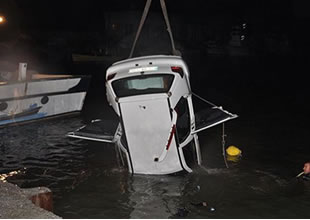 Tekirdağ'da araba denize uçtu: 1 ölü 2 yaralı
