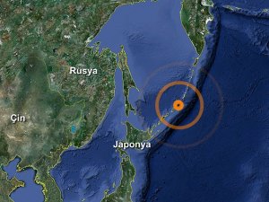 Japonya'da 7,8 büyüklüğünde deprem