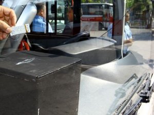 İzmir’de toplu taşımada kağıt bilet dönemi
