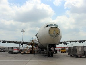 THY'nin Airbus A340 tipi uçağı satışa çıkarıldı