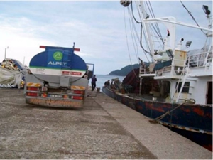 Gemilere verilen ÖTV'siz yakıt TIR'lara aktarılıyor