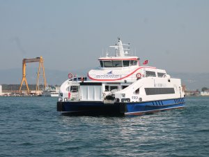 Özata Tersanesi, 7. yolcu gemisi Foça'yı İzmir Büyükşehir Belediyesi'ne teslim etti