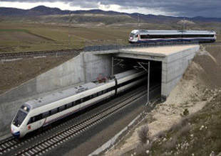 TCDD Tren Bilgi Sistemi'ni hayata geçirdi