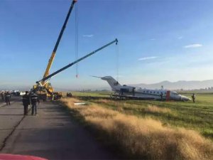 Meksika'da uçak pistten çıktı