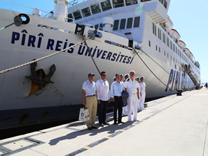 M/F Piri Reis Eğitim Gemisi'ne Bodrum'da yoğun ilgi