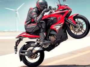 Bajaj Pulsar RS 200 Türkiye’ye geliyor!