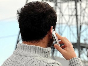 Telefonlar kulaktan düşmedi