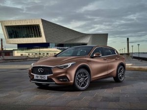 Infiniti Q30 Frankfurt'ta sergilenecek