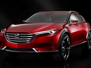 Mazda Koeru sahneye çıkıyor