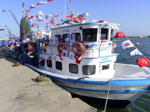 Mersinli balıkçılar, “Vira Bismillah” diyerek balık sezonunu açtı