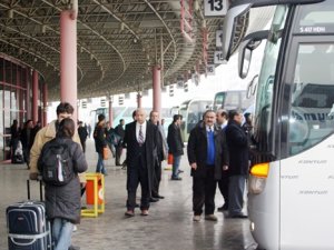 Tatil uzadı, biletler tükendi