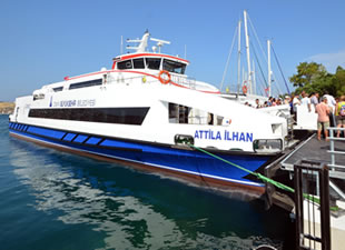 İZDENİZ, bayramda Urla Yassıcaada ve Foça seferlerine devam edecek