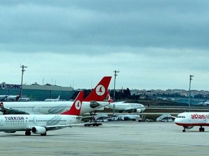 Yoğun yağış uçuşları da etkiledi