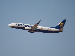 Ryanair, mültecileri Avrupa'ya taşıyacak