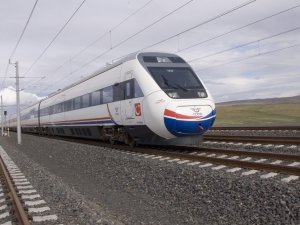 Bursa'ya hızlı tren yalan oldu, istasyon pas tuttu!