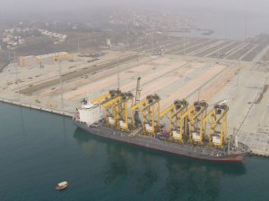 Asyaport, Hyster ile 2.5 milyon TEU'ya yürüyecek